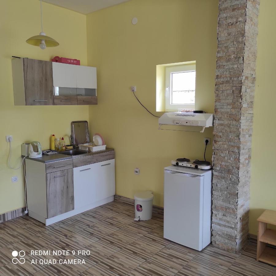 Mirella33 Palić Exterior foto