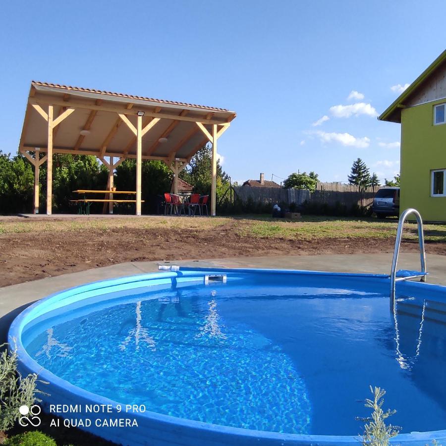 Mirella33 Palić Exterior foto