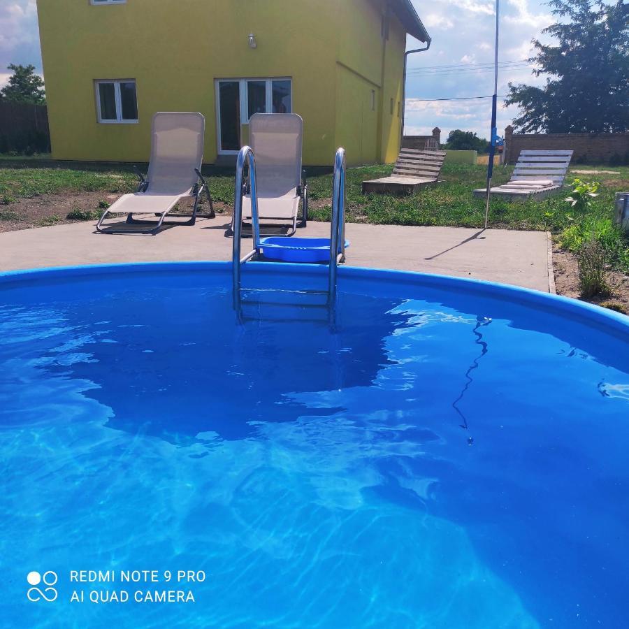 Mirella33 Palić Exterior foto