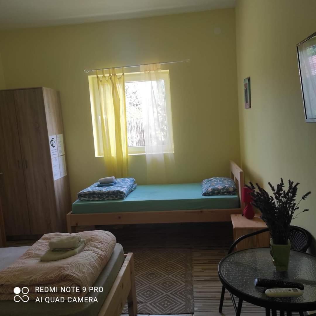 Mirella33 Palić Exterior foto